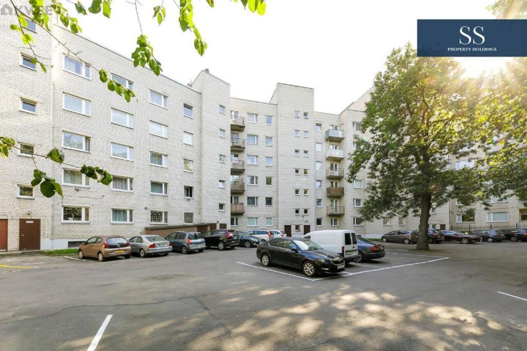 Bright Apartment Near Bus Statioon تالين المظهر الخارجي الصورة