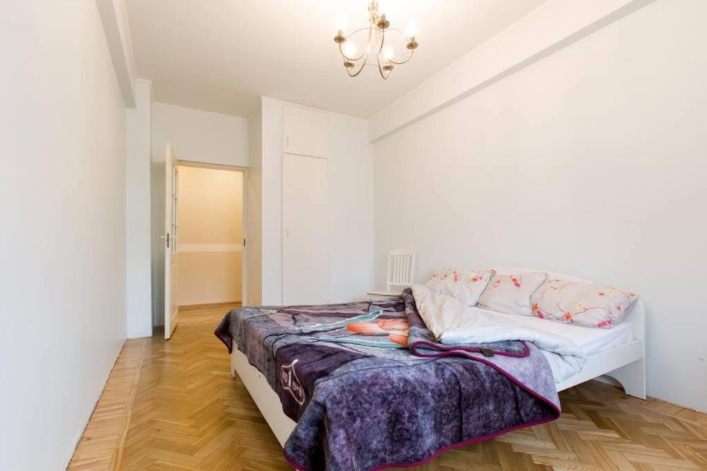 Bright Apartment Near Bus Statioon تالين المظهر الخارجي الصورة